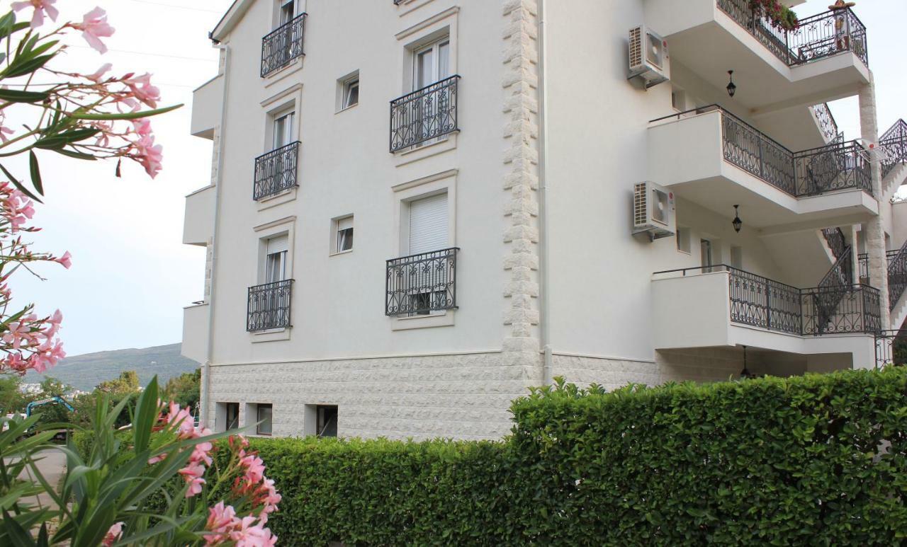 Villa Julia Baosic Exterior photo